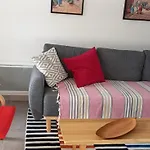 Spacious In A With Pool Апартаменты *