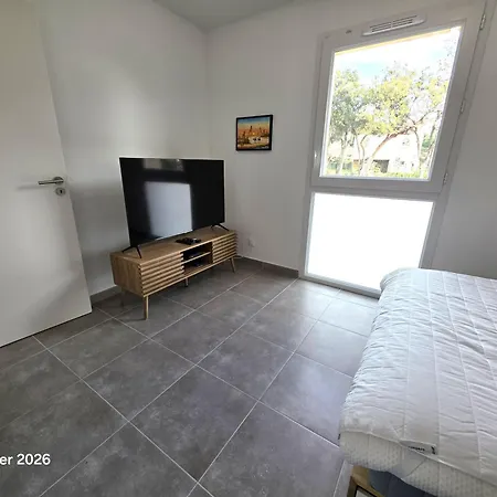 Spacious In A With Pool *
