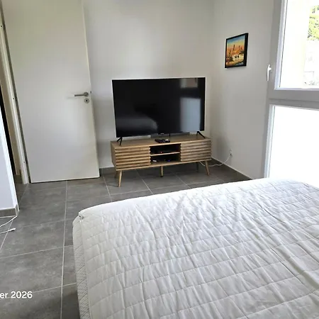 Spacious In A With Pool Apartment