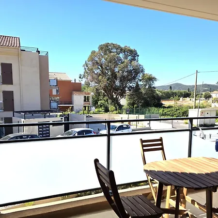 Spacious In A With Pool Apartment